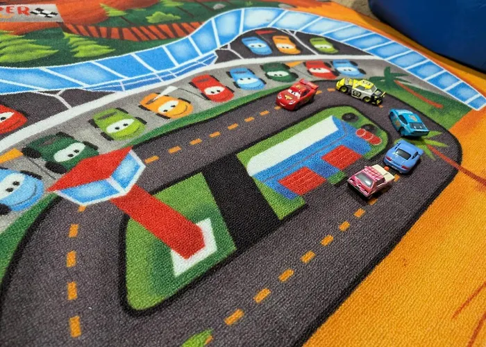 Cars Themed! Unique Design 4bd, Gmrm! *